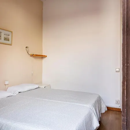 Amplio Con Dos En Sant Antoni / Poble Sec Apartment *